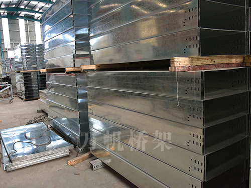 �ӱ��������